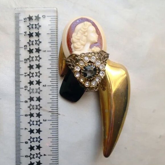 Avant Garde Cameo Brooch - Big Large Unisex Steampunk Pin with Crazy Details! - Picture 2 of 8